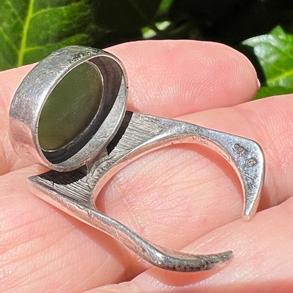 VINTAGE MODERNIST DESIGN JADE NEPHRITE CABOCHON RING 925 STERLING SILVER UNIQUE - Picture 10 of 16
